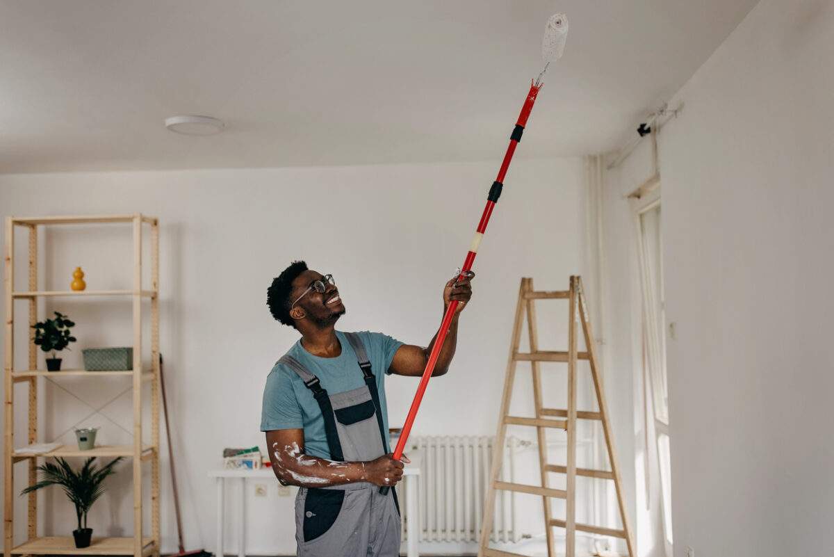 Pros and Cons Painting the Ceiling the Same Color as the Walls